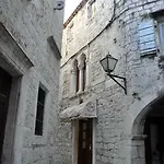 Zuzul - * Trogir